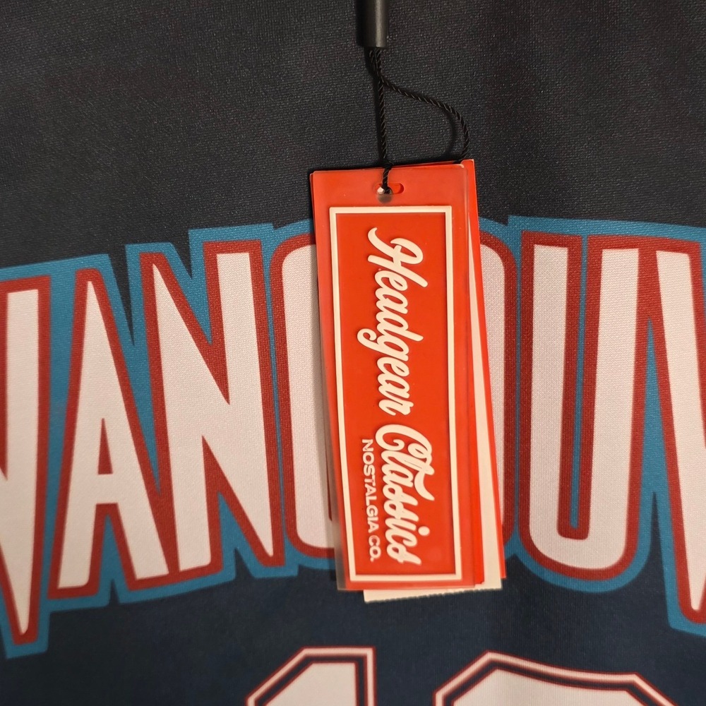 Headgear Classics Basketball Jersey Men Medium Vancouver Yogi Bear Number 12 New - Picture 5 of 6